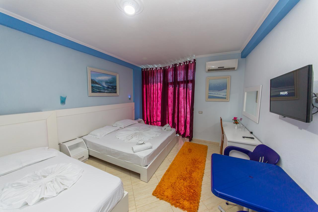 Hotel Bahamas Saranda Kültér fotó